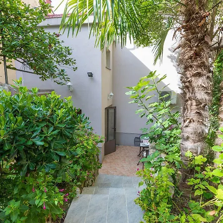 Nur 100 Meter Zum Sandstrand Mit Mediterranem Garten *